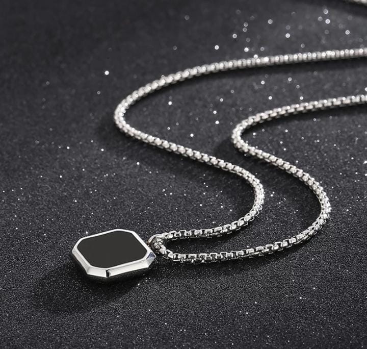 Stylish Square Locket Pendant Chain for Men and Boys – Spyronix