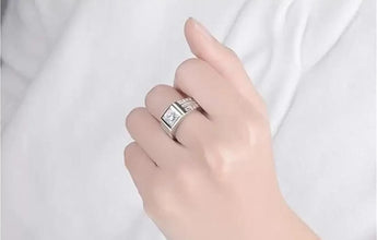 Unisex Stylish Geometric Design Solitaire Stainless Steel Cubic Zirconia Silver Plated Ring